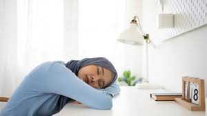 8 Kebiasaan Sehari-hari yang Diam-Diam Merusak Kesehatan Tubuhmu